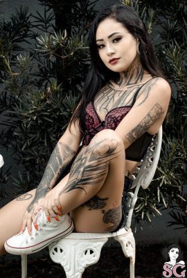 （Suicide Girls）Suryah – 放鬆的時間