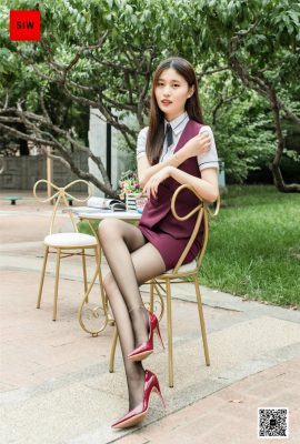 [SIW斯文傳媒系列]甄真 酒店制服黑絲高跟美腿[62P]