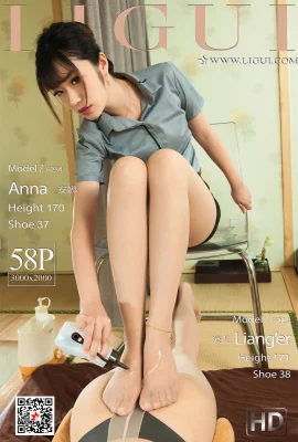 [麗櫃LIGUI] 寫真集-《精油踩背絲足誘惑》安娜Anna&涼兒 (59P)