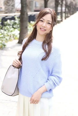 小川夏戀– 氣質溫柔，教養良好的美麗妻子(68P)