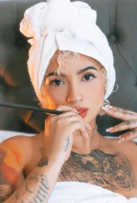 (Suicide Girls)2024年12月14日 – Miachava – 美好的浪漫(50P)