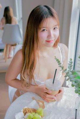 [Yoonvely] 臉蛋又美又甜「上圍依然驚人」這種很可以 (72P)
