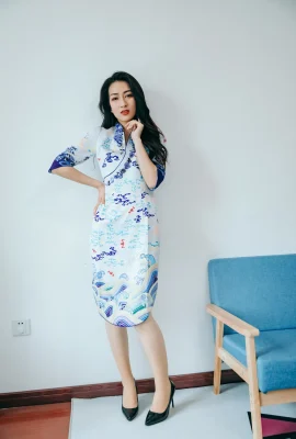 [網路收集]旗袍黑絲熟女180p (180P)