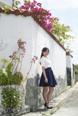 (佐藤望美) 深邃眼神超會放電 迷人氣息無法擋 (32P)