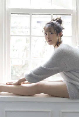(山崎あみ) 姣好身材若隱若現 露出鮮嫩美腿 (14P)