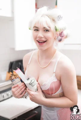 （（Suicide Girls）2025年4月27日 –  Maiseymonroe  – 烤（60p）