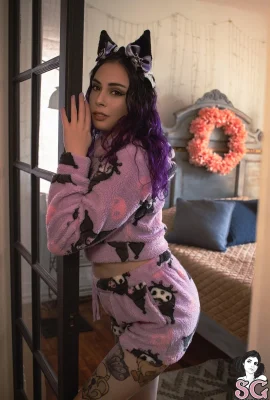（（Suicide Girls）2025年4月27日 – 賈德斯通（JADESTONE） – 倖存下來（49p）