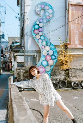 (けんけん) 可愛櫻花妹白嫩肌膚加上苗條曲線 根本極品 (32P)