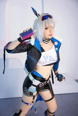 Caticornplay  – 銀狼