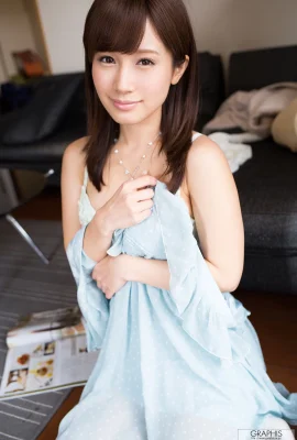 (小島みなみ) 性感渾圓美胸讓你臉紅心跳 身材超辣 (36P)