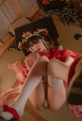阿薰kaOri – 黑獸巫女