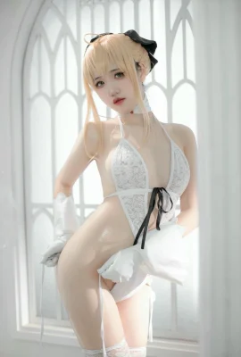 阿薰kaOri – FGO 白Saber