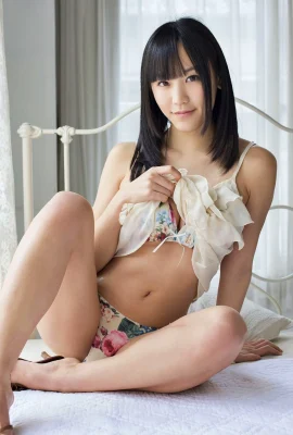 (濱田由梨) 曬比基尼「嫩白美乳」把大家的心都挑起 (31P)