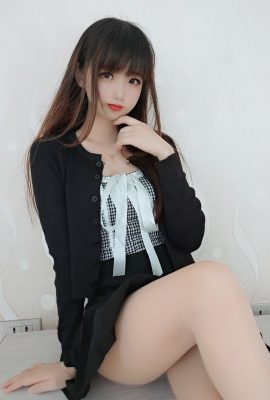 雪琪SAMA Vol.043 肉絲連衣裙