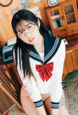 Loozy Sonson 손손 – 成人水手 S.Ver