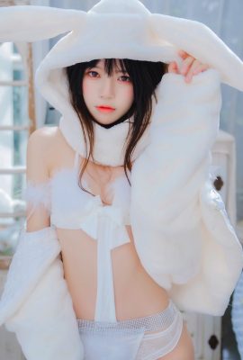 桜桃喵Vol.142 小白兔01And 02