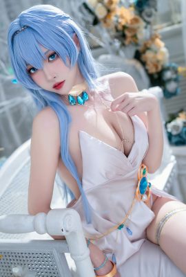 宮本桜 – Nikke胜利女神 海伦娜礼服