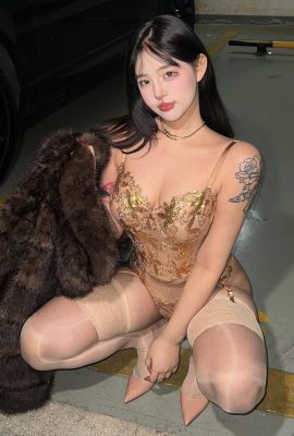 小u優優子– 貂皮大衣