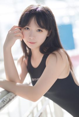 櫻落醬w – 泳池競泳