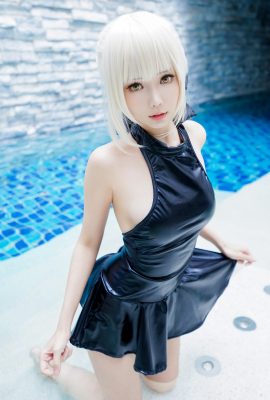 Ely_eee ElyEE子– 黑皮泳裙