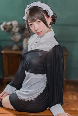 花鈴– 黑絲透明短裙女僕