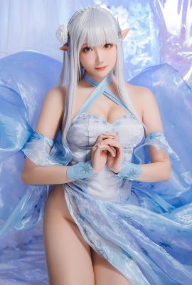 瓜希醬– 愛蜜莉雅水晶禮服