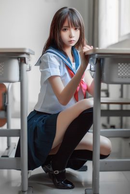 瘋貓ss – 同桌的水手服
