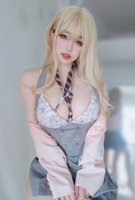 女主角K – 催眠傲嬌的前輩