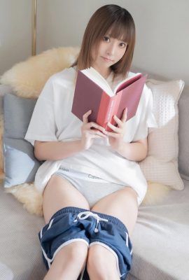 A Book That Will Flip Your Skirt About 100 Times Vol.24 Arikawa Sayuki 有川紗雪 A
