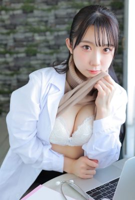 小川莫莫 小川莫莫 – 只有我知道如果莫莫醬成為老師 B 會發生什麼