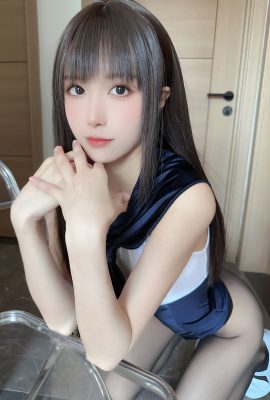 布丁大法Pudding Dafa – 無內黑絲蜜臀美腿Part2