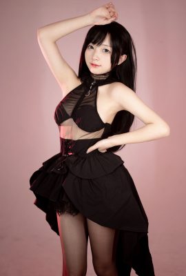 花鈴– 黑絲燕尾禮服