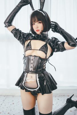 軒蕭學姊– 兔女郎女僕