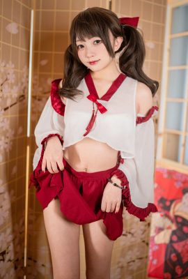 花鈴– 小巫女