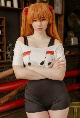 阿麗娜貝克爾——明日香