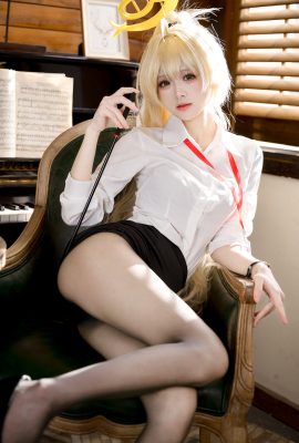 九柒喵– 笑面教授ol制服(53P)