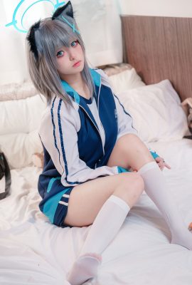 九柒喵– 體操服白子