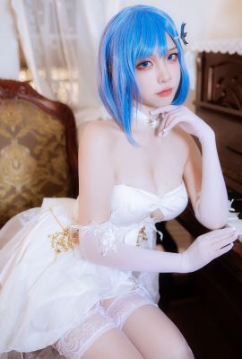 二佐Nisa – 恰巴耶夫禮服