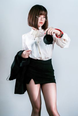 半半子– OL自撮