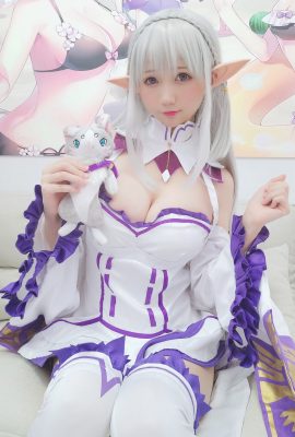 Nagisa Demons – 包含 NAGISA Monsters Selfie 05 Emilia 視頻