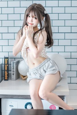神沢永莉– 黃色吊帶睡衣兔兔