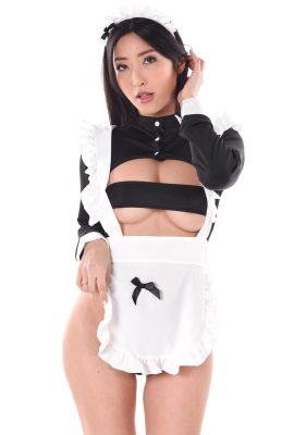 脫衣舞孃桃田艾米爾 – 日本女僕